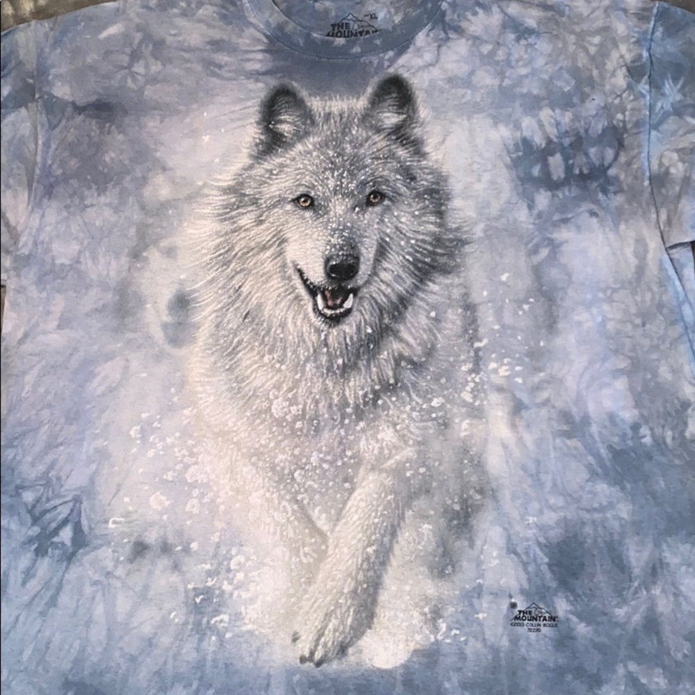The Mountain Wolf Tee